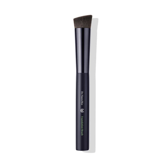Dr. Hauschka Foundation brush - FrenchBeautyHub